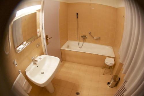 Hotel Milano Πιστόια Εξωτερικό φωτογραφία