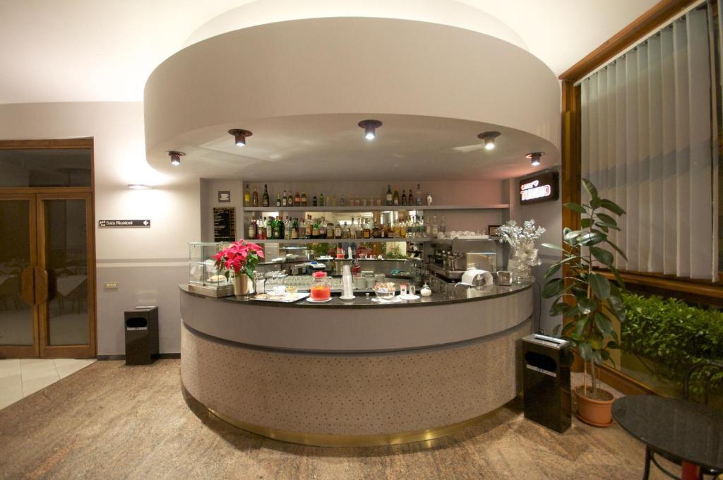 Hotel Milano Πιστόια Εξωτερικό φωτογραφία