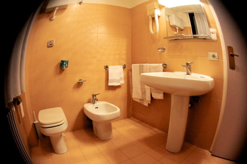 Hotel Milano Πιστόια Εξωτερικό φωτογραφία