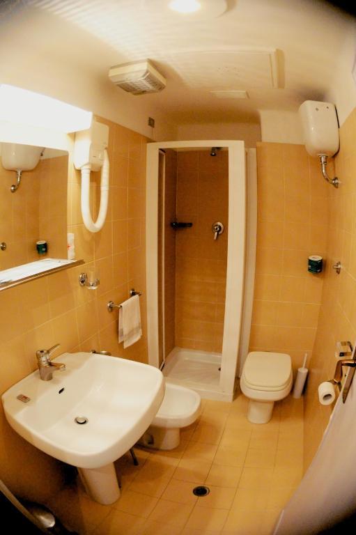 Hotel Milano Πιστόια Εξωτερικό φωτογραφία
