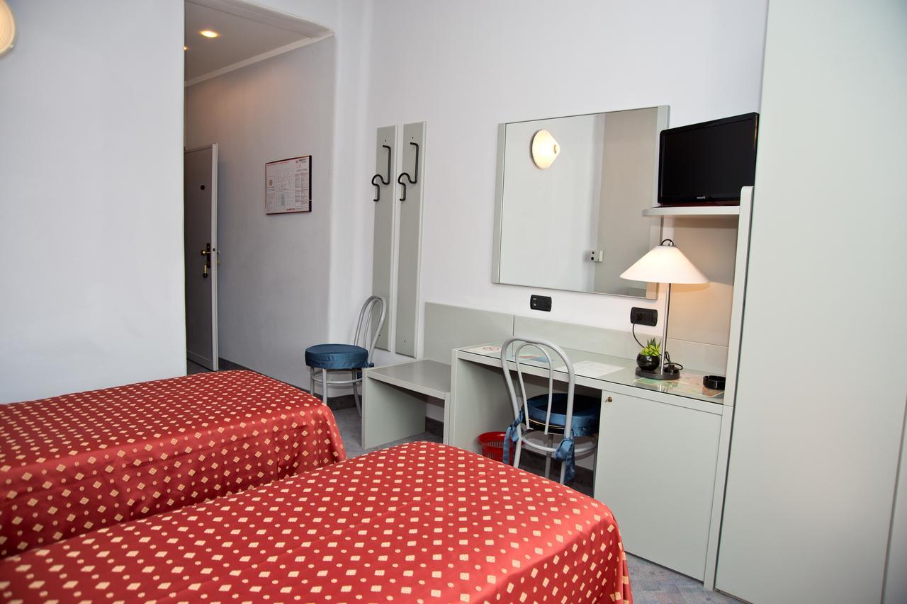 Hotel Milano Πιστόια Εξωτερικό φωτογραφία